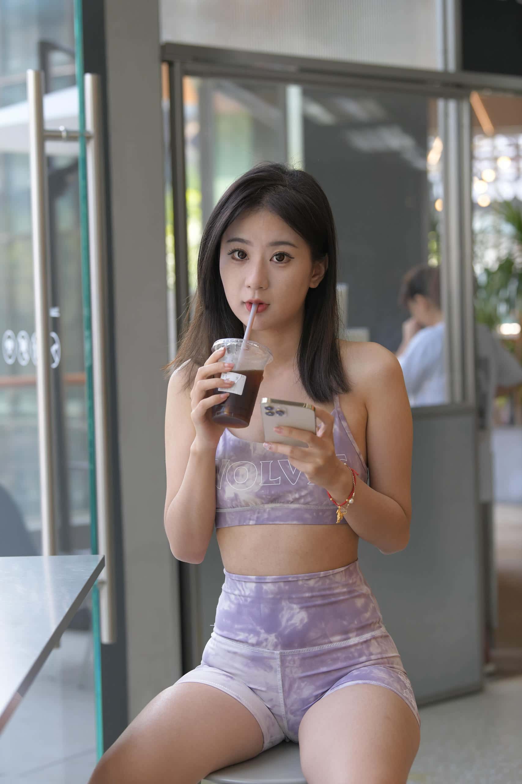 图片[1]-P0247 紫粉扎染紧身短裤美眉【648P】12GB-素人网